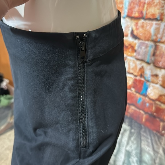 Everlane Black The Side Zip Stretch Cropped Pant - Picture 4 of 7